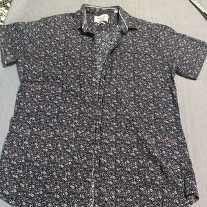 Paper Denim & Cloth Navy Floral Short-Sleeve Button-Up with Pink Accents